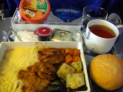 バリ行き飛行機での機内食